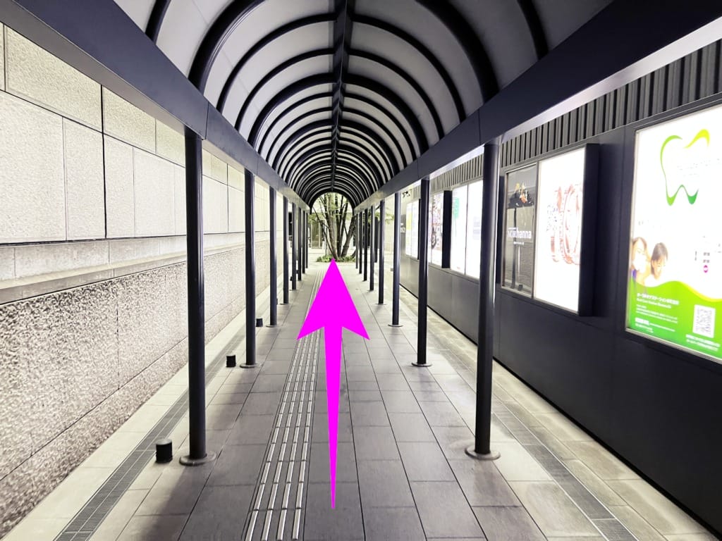 セントレジス大阪 アクセス 最寄駅 出口