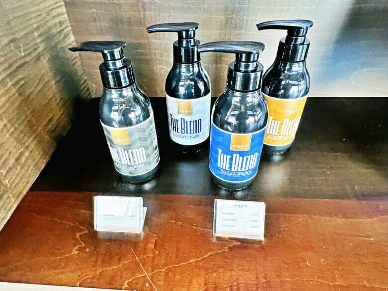 メズム東京　グッズ