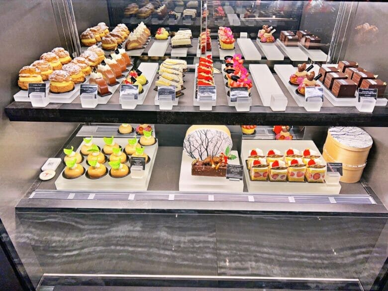 リッツカールトン東京　ケーキ　値段　半額　テイクアウト　持ち帰り