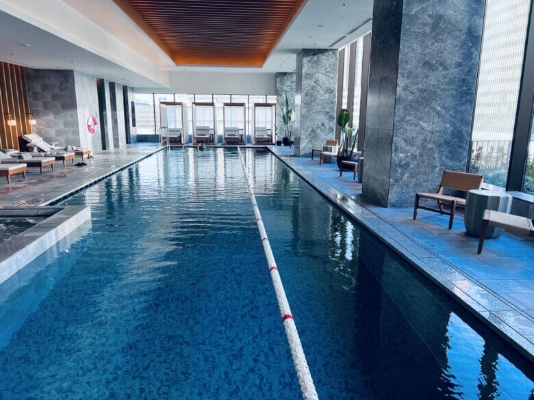 ウェスティン横浜　プール