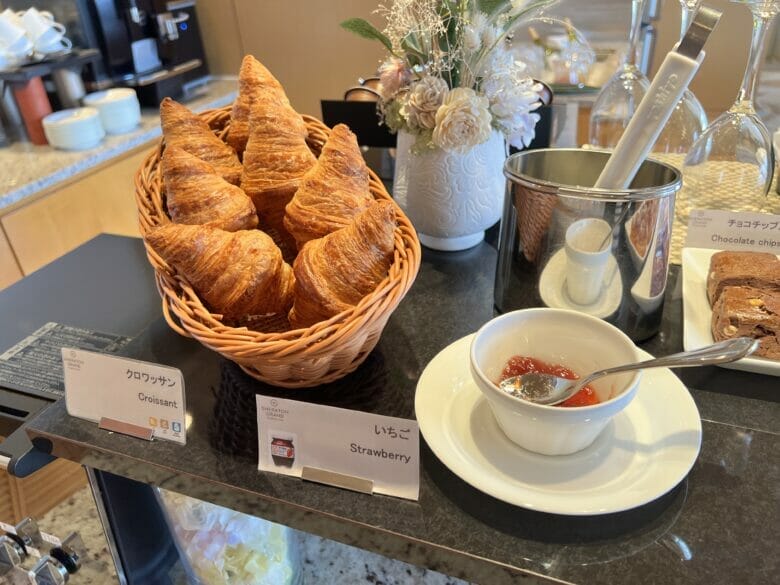 シェラトン広島 クラブラウンジ ブログ 時間 プラチナ ティータイム