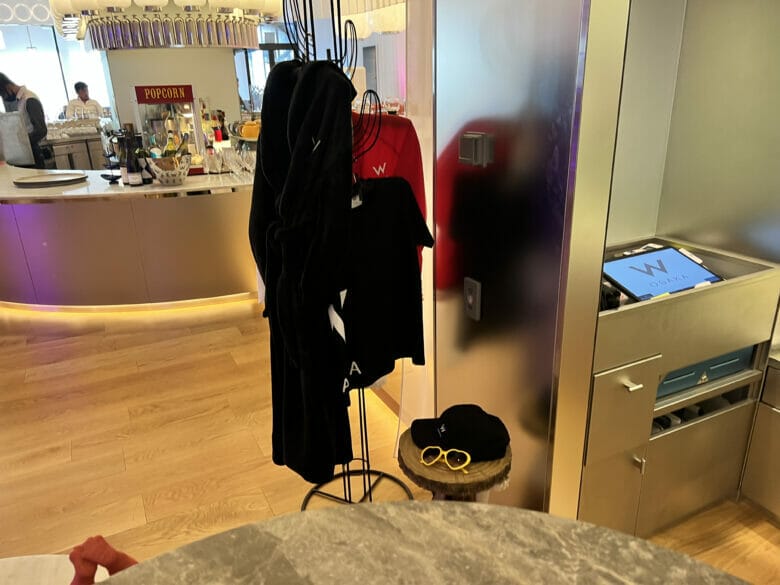 W大阪　バスローブ　持ち帰り　値段　購入方法