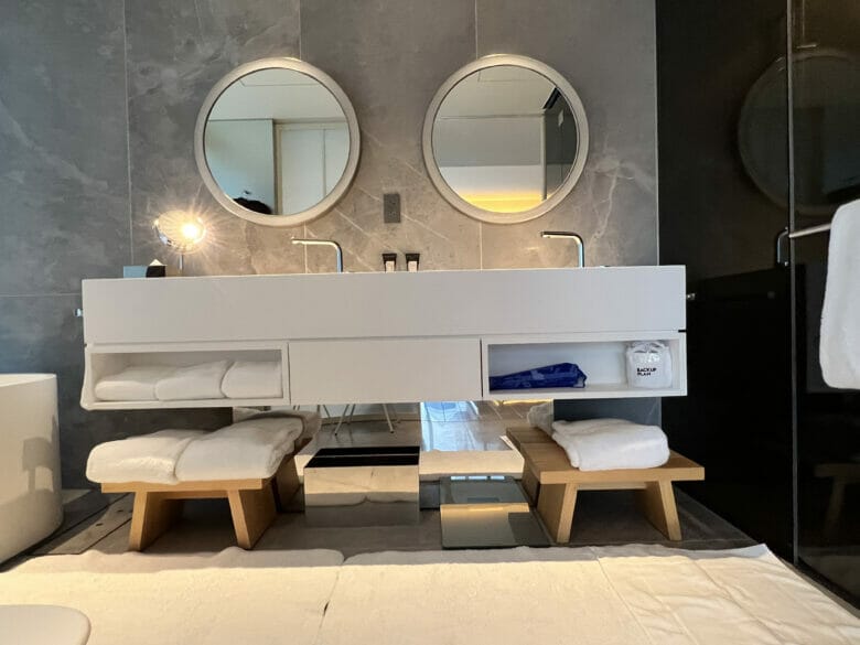 W大阪 マーベラススイート 宿泊記ブログ バスルーム Wホテル大阪 スイート