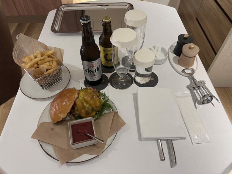 コートヤードバイマリオット名古屋　ルームサービス　インルームダイニング　メニュー