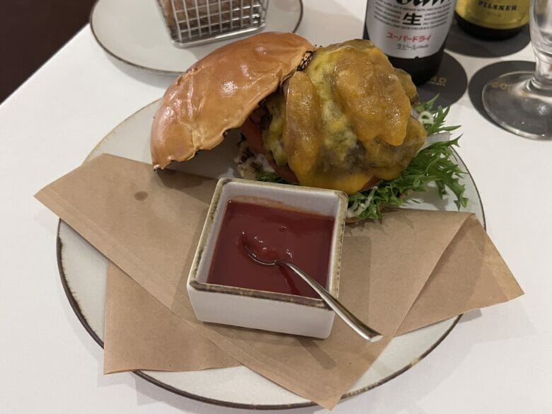 コートヤードバイマリオット名古屋　ルームサービス　インルームダイニング　メニュー