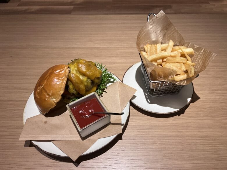 コートヤードバイマリオット名古屋　ルームサービス　インルームダイニング　メニュー