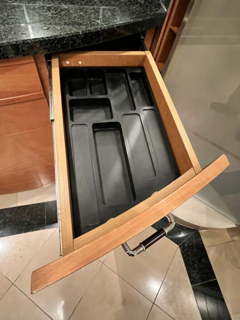 リッツカールトン東京　アメニティ　持ち帰り　化粧水