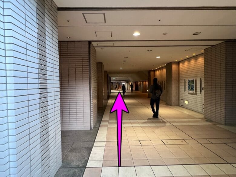 横浜ベイシェラトン　アクセス　行き方　地下鉄　最寄駅　出口