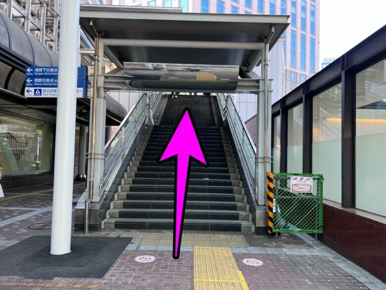 横浜ベイシェラトン　アクセス　横浜駅から　行き方