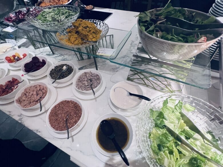 ウェスティン横浜　宿泊記ブログ　クラブラウンジ　営業時間