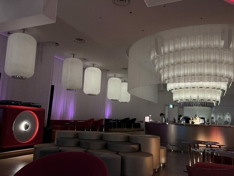 W大阪　バー　営業時間　宿泊記　ブログ