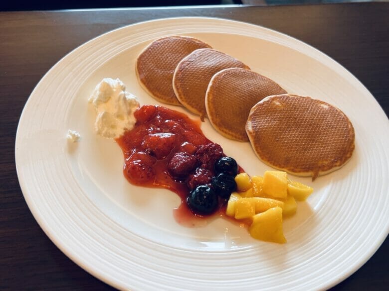 横浜ベイシェラトンホテル＆タワーズ　クラブラウンジ　朝食　ブログ　プラチナ　時間