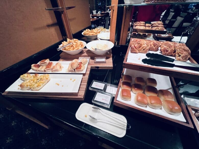 ウェスティン東京 プラチナ特典 クラブラウンジ 画像