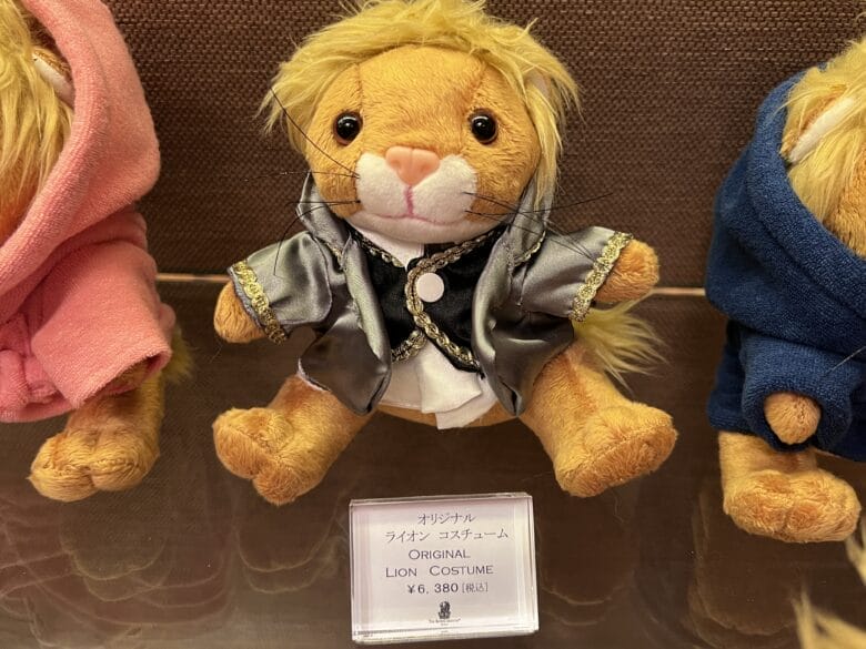 リッツカールトン大阪のぬいぐるみのライオンドール