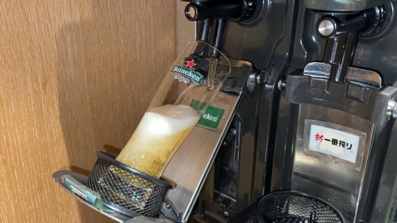 シェラトングランデトーキョーベイ　クラブラウンジ　アルコール　夜ご飯