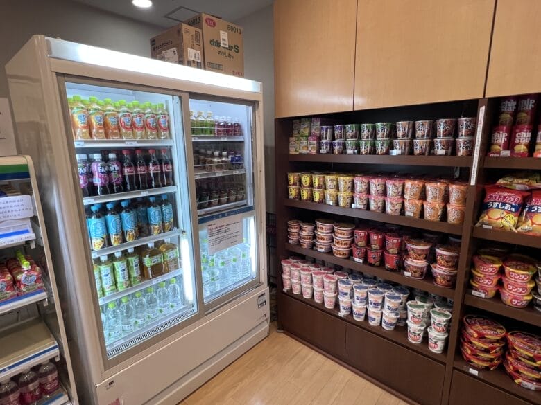 シェラトングランデトーキョーベイ　コンビニ　売店