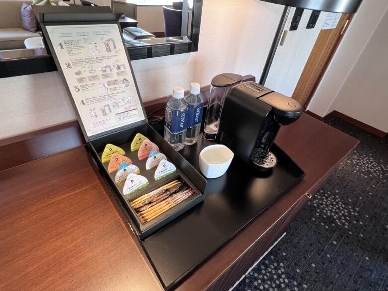 横浜ベイシェラトンホテル＆タワーズ　スイートルーム　部屋　ジュニアスイート　画像