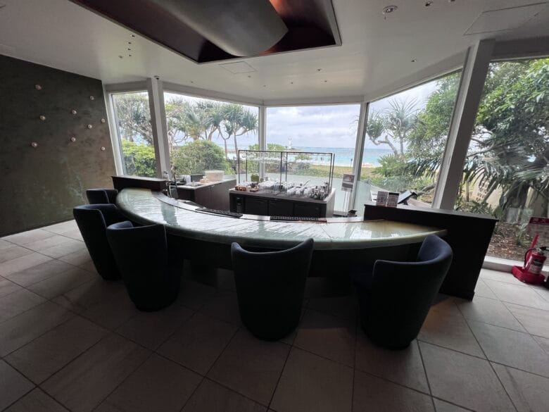 シェラトン沖縄　クラブラウンジ　プラチナ　営業時間　シェラトン沖縄サンマリーナ