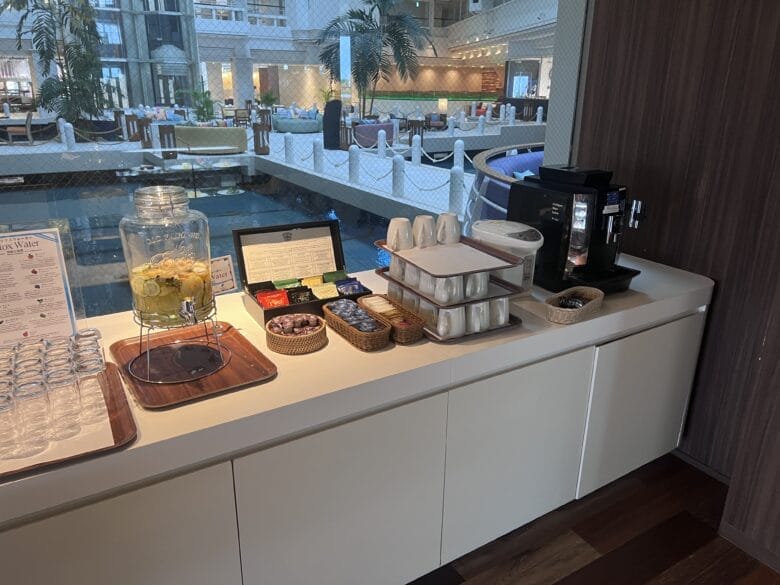 シェラトン沖縄　クラブラウンジ　プラチナ　営業時間　シェラトン沖縄サンマリーナ