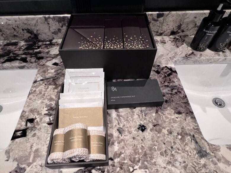 大阪ステーションホテル　アメニティ　化粧品　持ち帰り