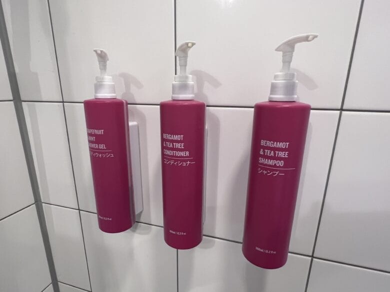 モクシー錦糸町　アメニティー　化粧水　シャンプー