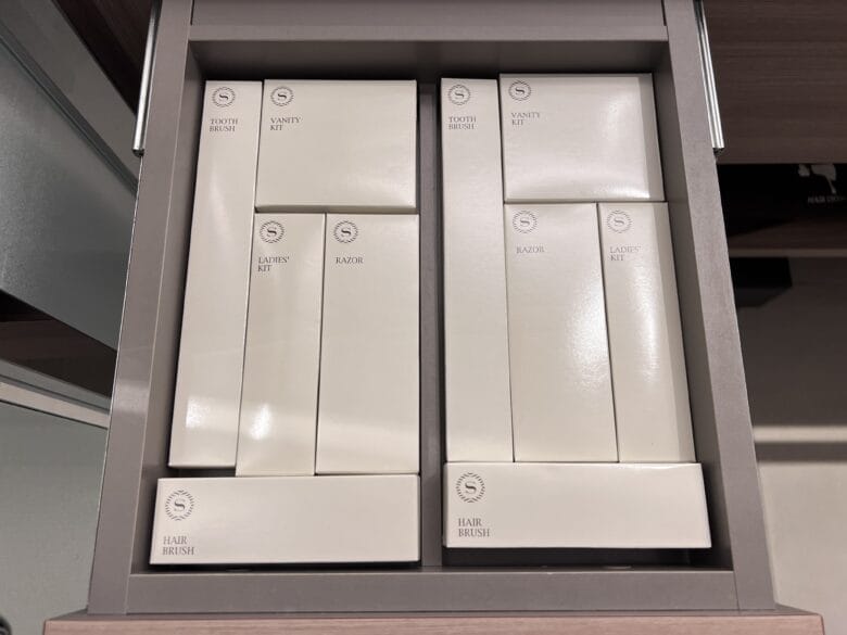 シェラトン都ホテル東京　アメニティー　シャンプー　化粧品