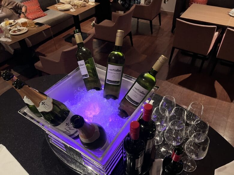 シェラトン都ホテル東京　ラウンジ　リフレッシュタイム　クラブラウンジ